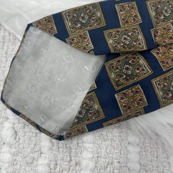 Valentino Floral frame Shapes Silk Necktie Men’s 4” Wide 54”L Made In Italy - Picture 6 of 9